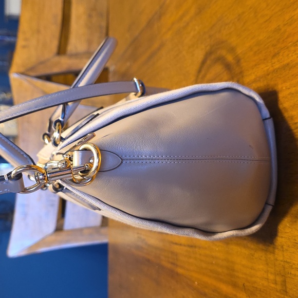 Coach Badge Jacquard Elise Satchel. - Picture 5 of 16